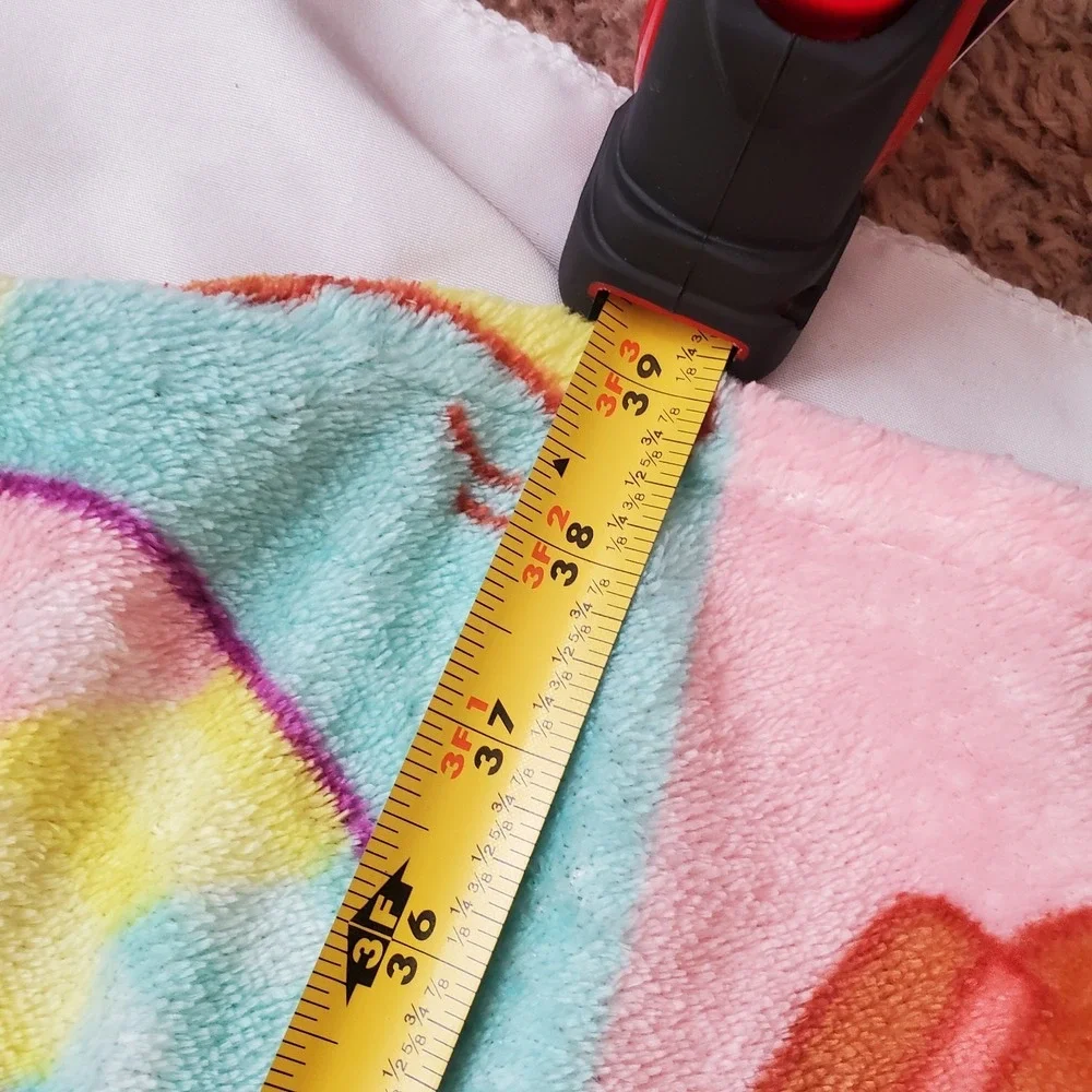 SANRIO HELLO KITTY POMPOMPURIN PLUSH BLANKET 40